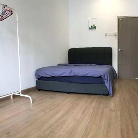 Homestay 3Br Near Setia Alam Shah Alam Exterior foto