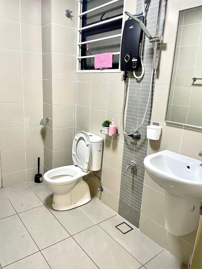 Homestay 3Br Near Setia Alam Shah Alam Exterior foto