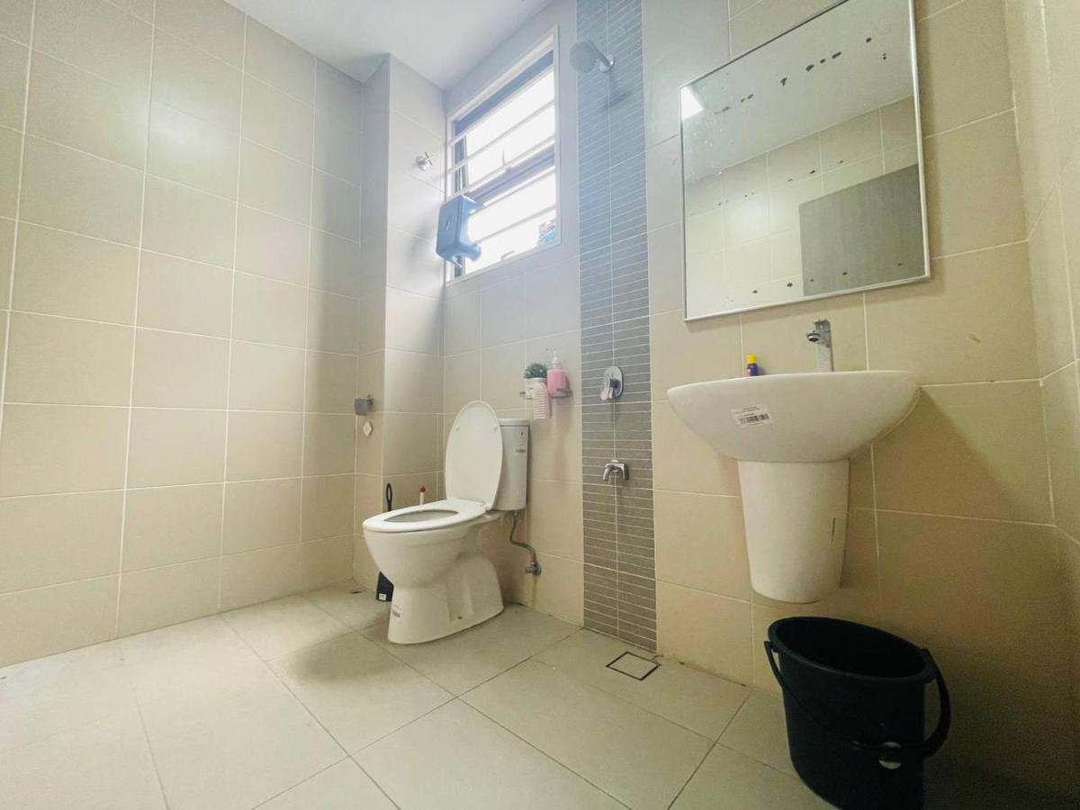 Homestay 3Br Near Setia Alam Shah Alam Exterior foto